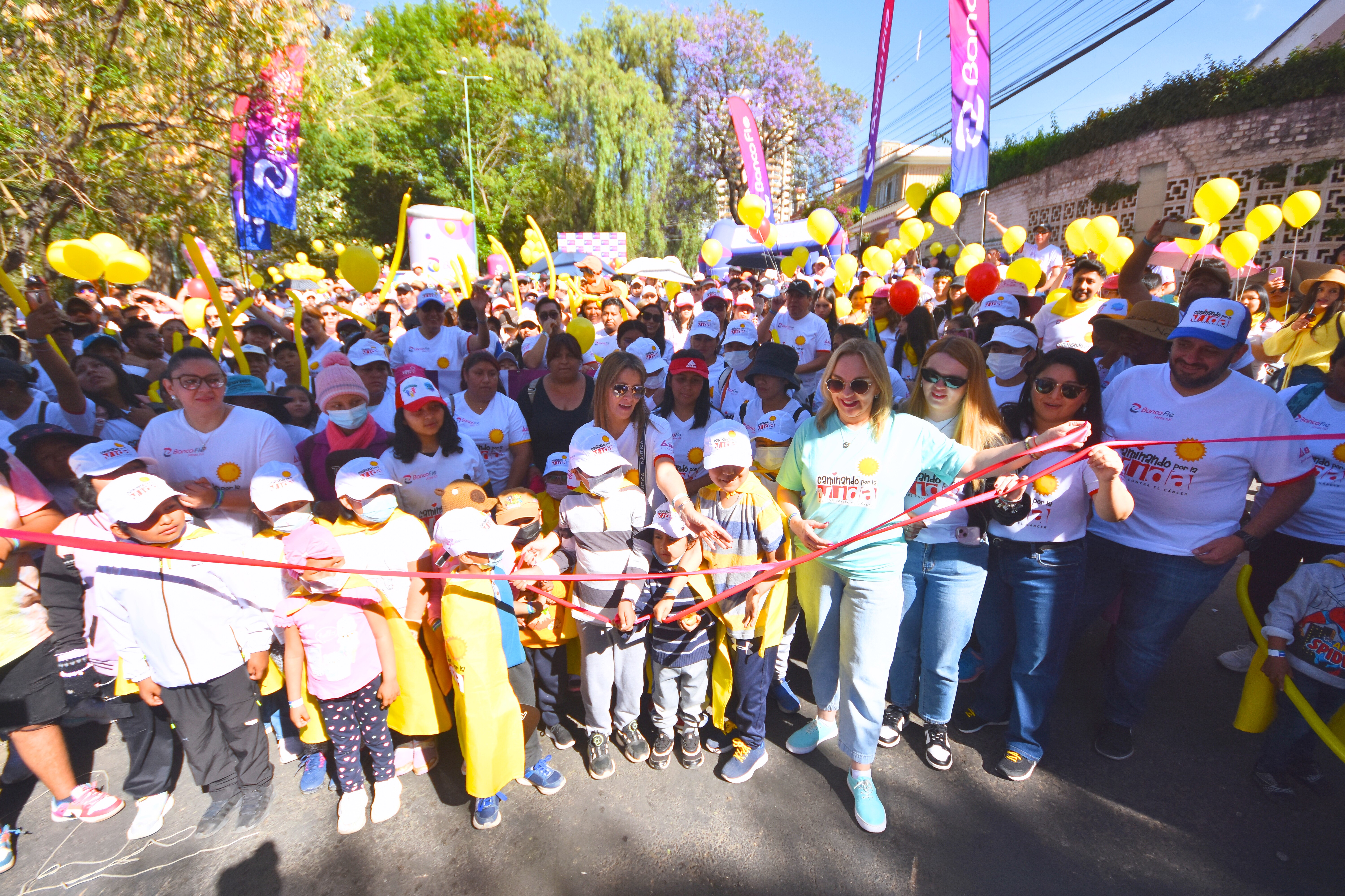 “Caminando por la Vida” a favor de niñas y niños con cáncer un compromiso de solidaridad en Cochabamba
